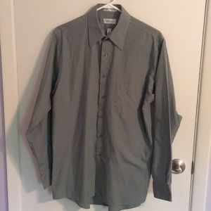 Men’s long sleeve dress shirt